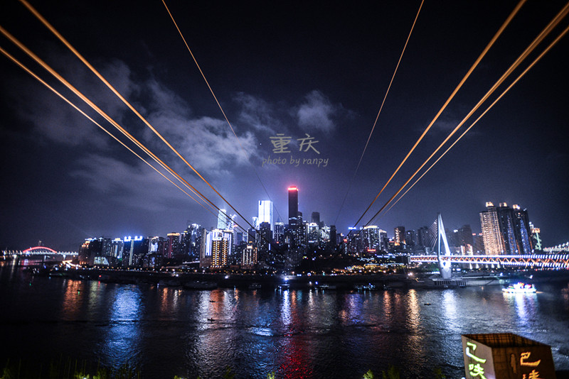 网红重庆轻轨必到特色站点 网红重庆轻轨必到特色站点